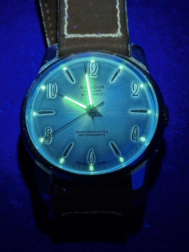 Vintage Genova De Luxe Automatic Swiss Mens Watch Guilloche Dial Running Vintage Genova De Luxe Automatic Swiss Mens Watch Guilloche Dial Running